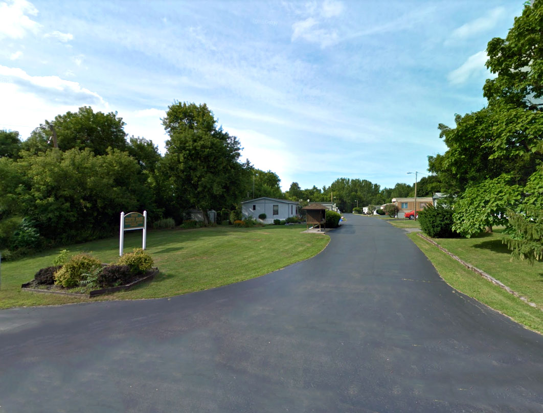 Country Manor MHC