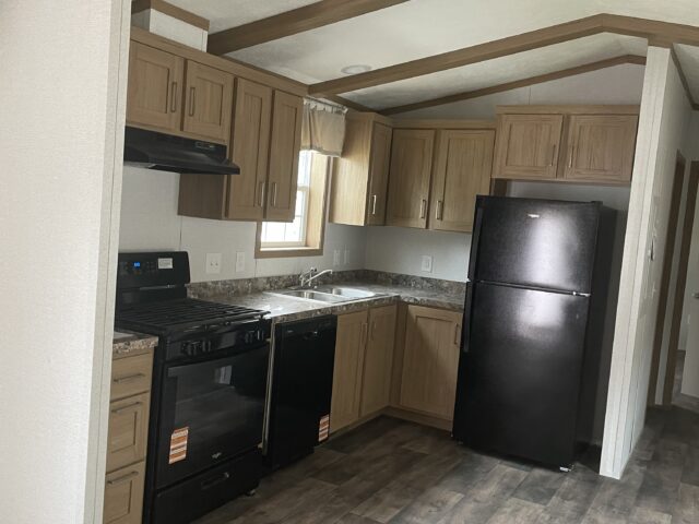 Woodlawn MHC — Lot 74