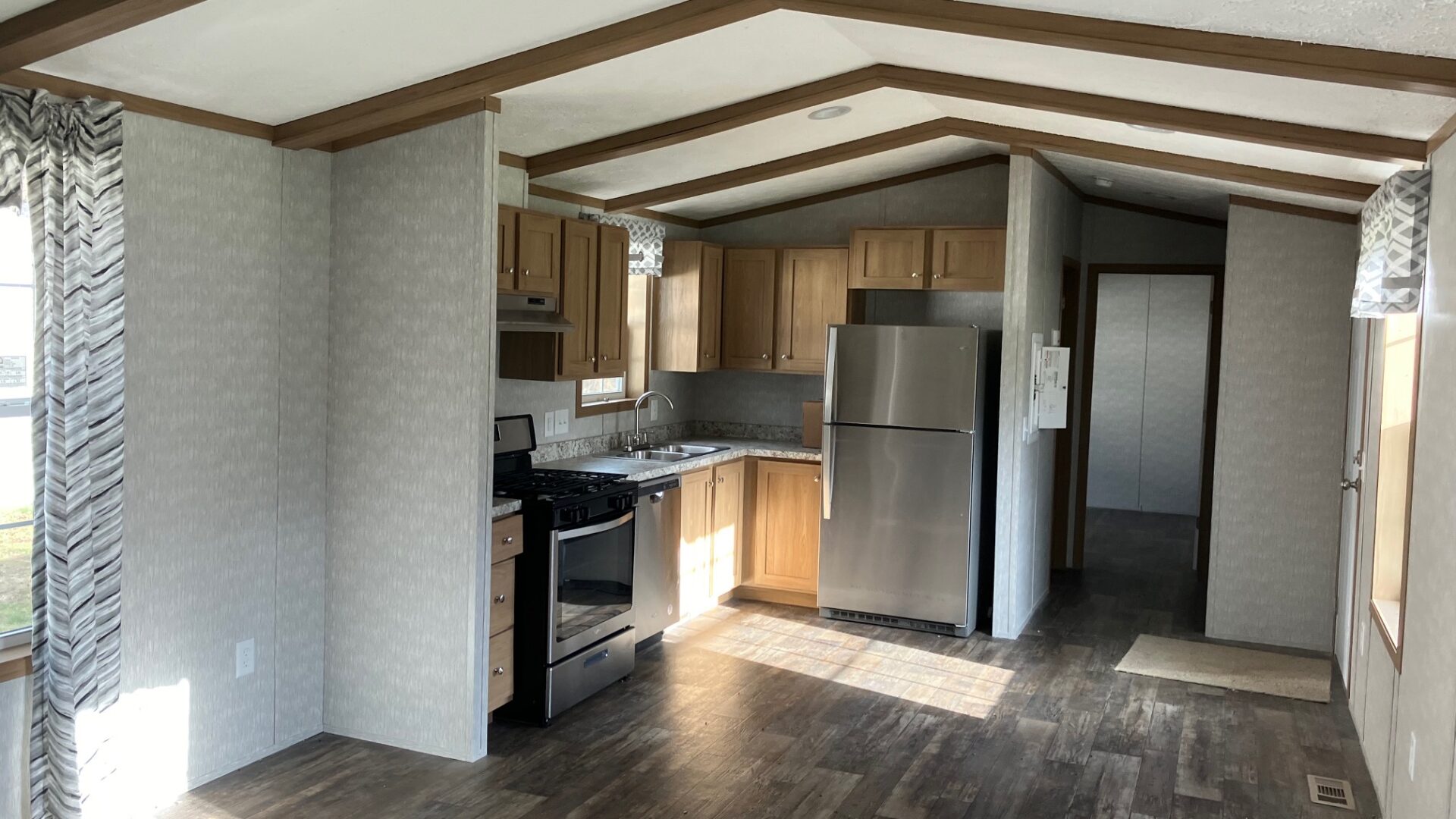 Oakwood Estates MHC — Lot 6 Elm