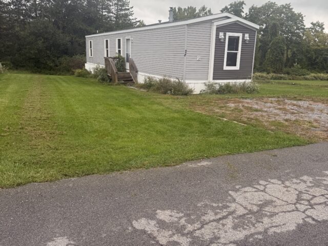 Hilltop Acres — Lot 28